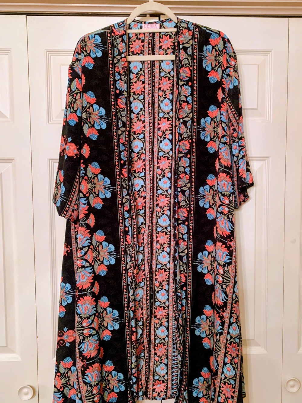 CIENNA Bohemian Floral Silk Kimono